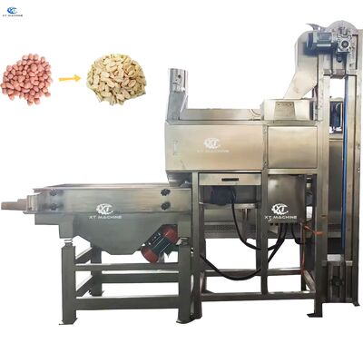 Un buon prezzo. Split Peanut Blanching Machine con capacità di 800-1000 kg/h, velocità di pelazione 98-99% e materiale SUS304 per una lavorazione efficiente delle arachidi in linea