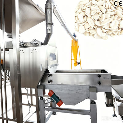 Split Peanut Kernel Blanching Machine Alta precisione Peanut Slitting e Blanching Machine